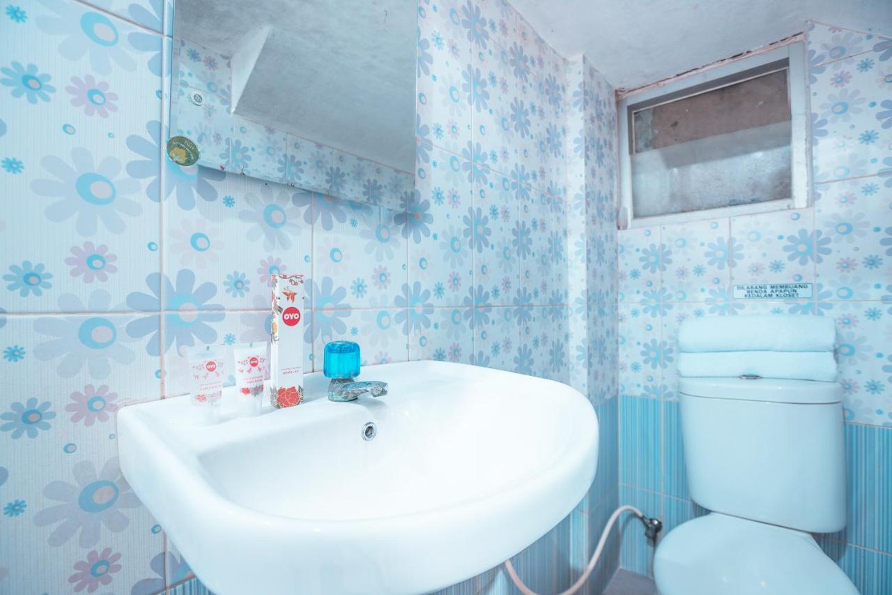 Oyo 383 Env Residence ジャカルタ エクステリア 写真