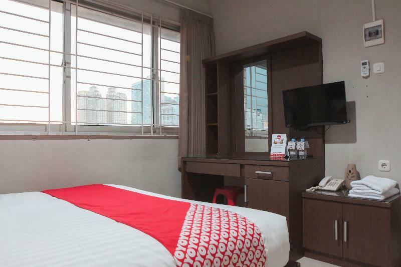 Oyo 383 Env Residence ジャカルタ エクステリア 写真